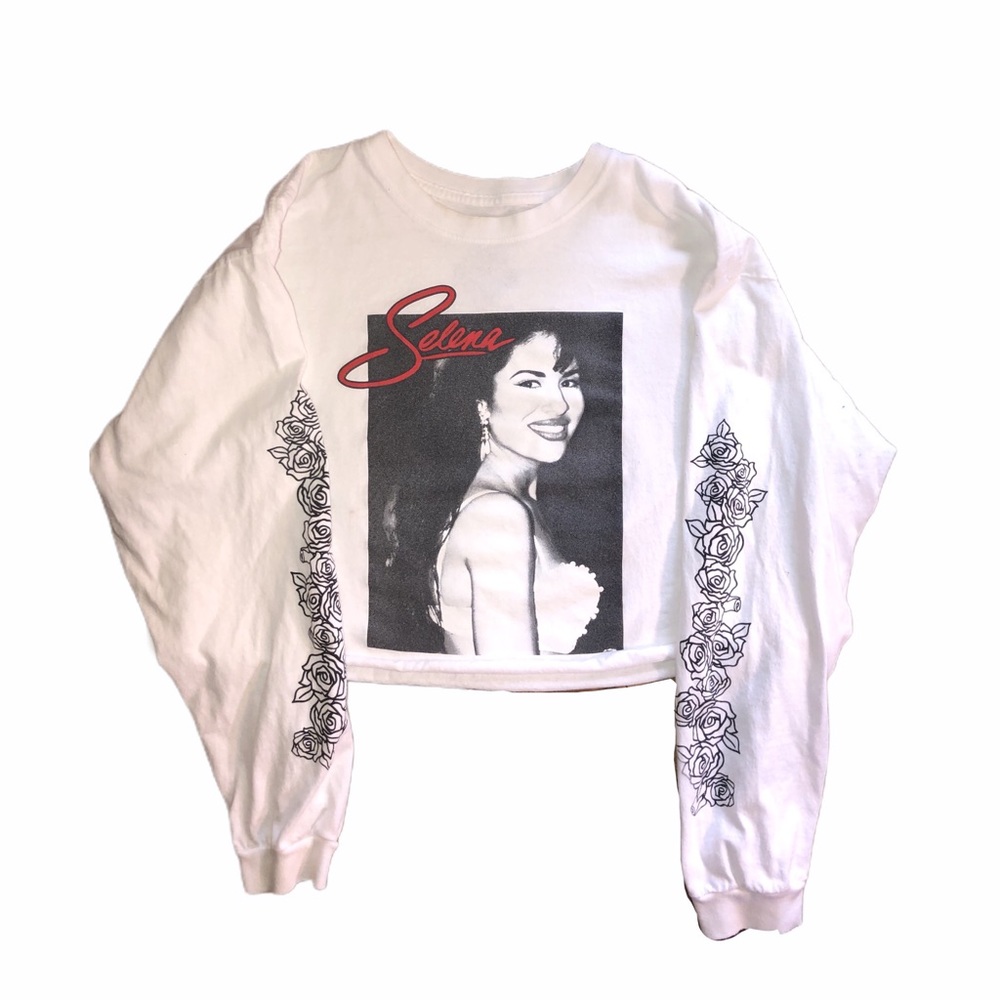 Selena graphic tee